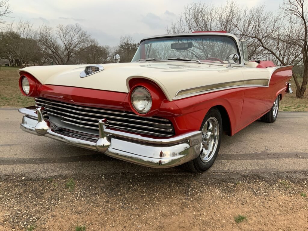 1957 FORD FAIRLANE 500 Sunliner